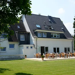 3* Hotel Destination 21